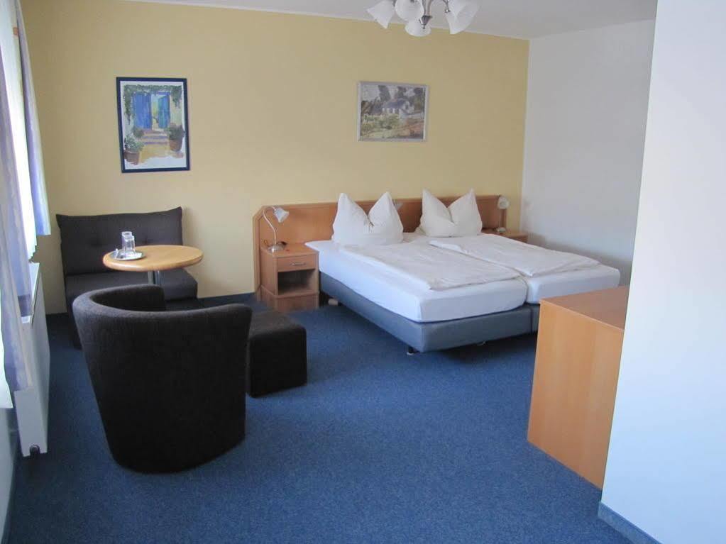 Hotel Am Weyerhof Kerpen  Luaran gambar